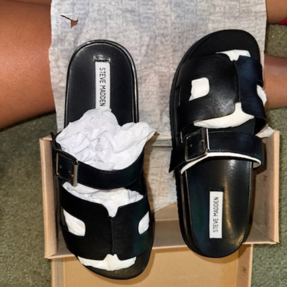 ** BRAND NEW**  Steve Madden - MAYHEM - Black Leather Slides SZ 10